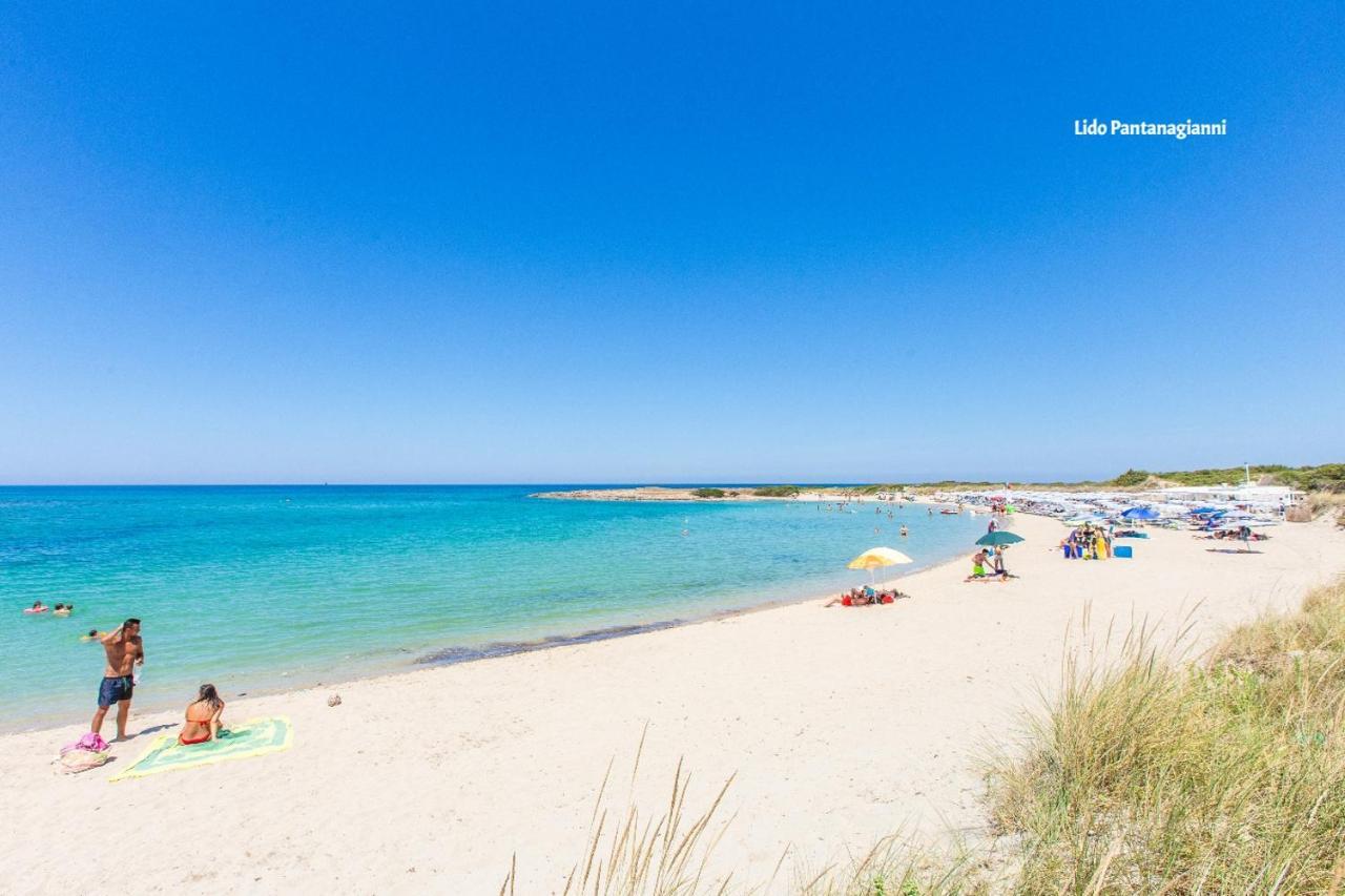 Vista Mare Pantanagianni Beach Torre Santa Sabina Exterior foto